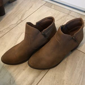 Women’s brown ankle boots